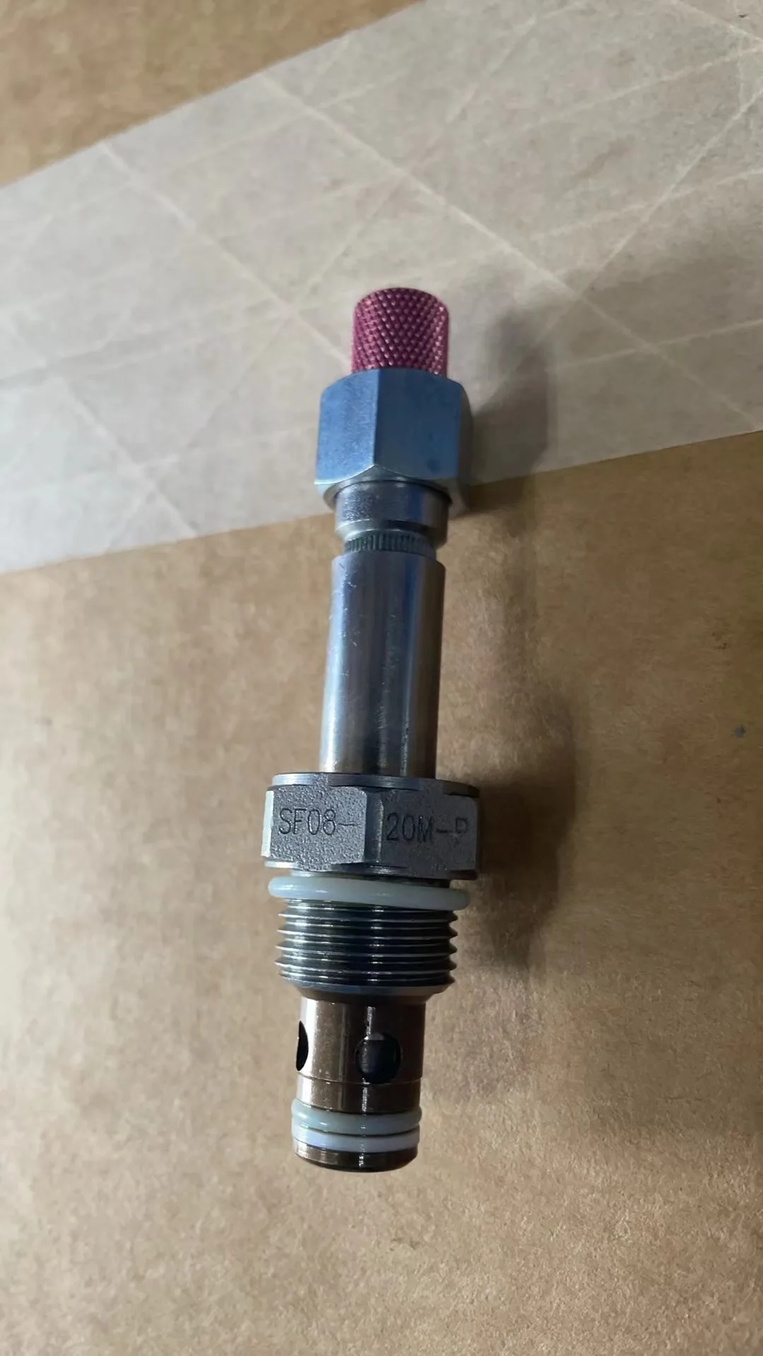 SF08-20 SF08-20-0-P SF08-20-0-P-24DG SF08-20M SF08-20M-0-P SF08-20M-0-P-24DG صمام الملف اللولبي HydraForce منتج أصلي أصلي