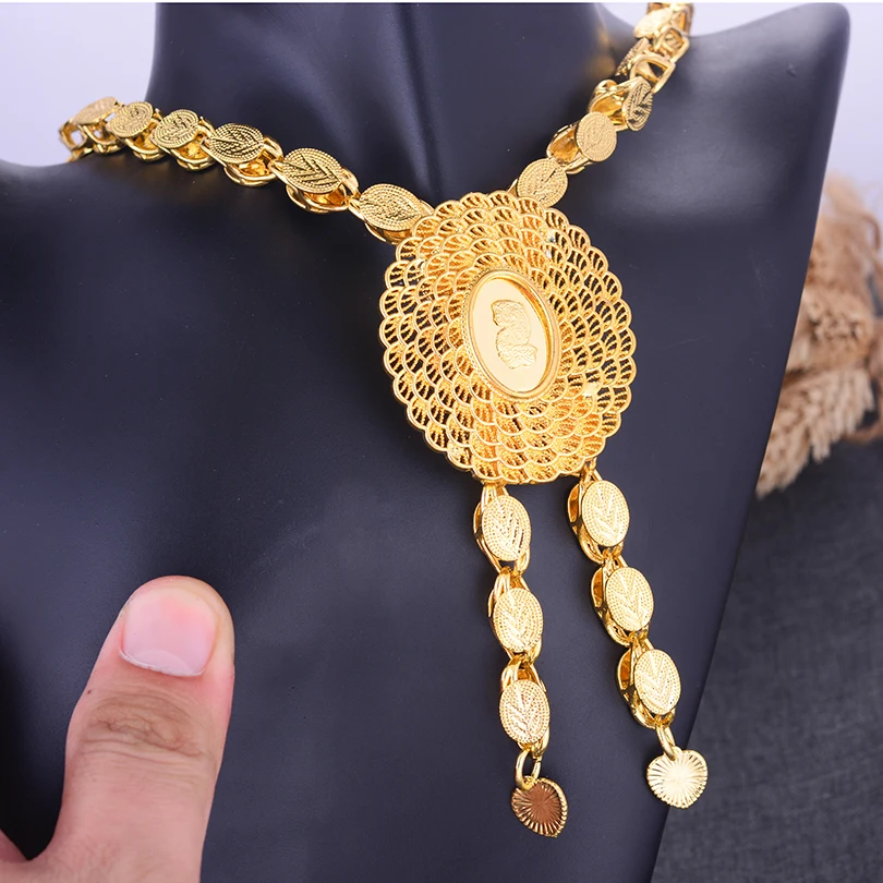 ชุดเครื่องประดับสีทอง 24K ดูไบ - Men Accessories In Dubai บทวิจารณ์และราคา