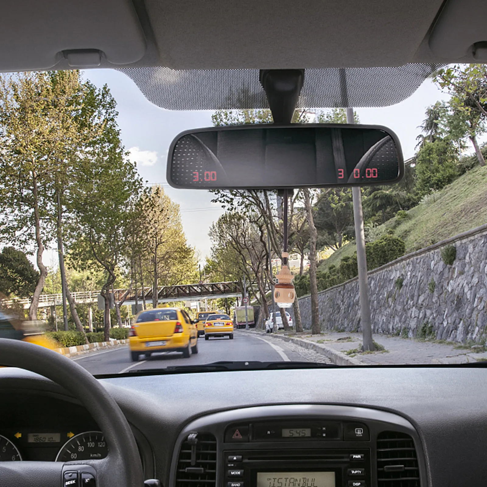 

5Pcs Refillable Hanging Perfume Bottle Pendant Car Home Office Air Freshener Diffuser for Essential Oil Fragrance Glass Wood