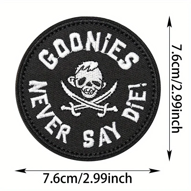 GOONIES SAGEN NIEMALS TOT – Lustiger Meme-Taktik-Patch mit Klettverschluss – Militärisches, besticktes Abzeichen für Molle-Rucksack – Detail 5
