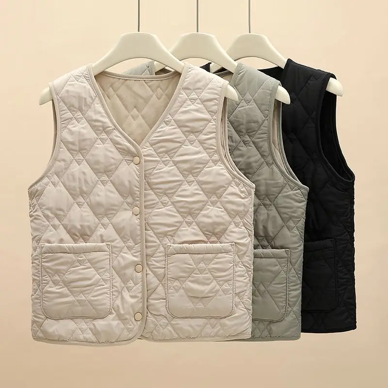 Women's 2026 Spring Autumn Fleece Lined V Neck Button Vest Lightweight Warm Windproof Sleeveless Layering Chic Coquette Trendy