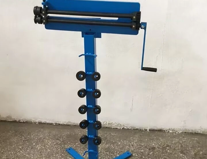 Equipped with 6 sets of molds for theproduction of reinforced ribs 18 inch sheet metal roller forming machine neck depth 45.72cm