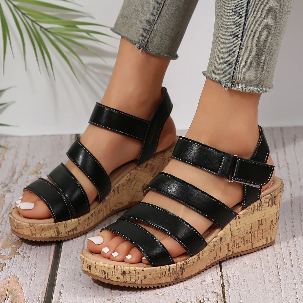 

Women Sandals Summer New Fashion Outdoor Beach Platform Wedges Sandals Comfortable High Heels