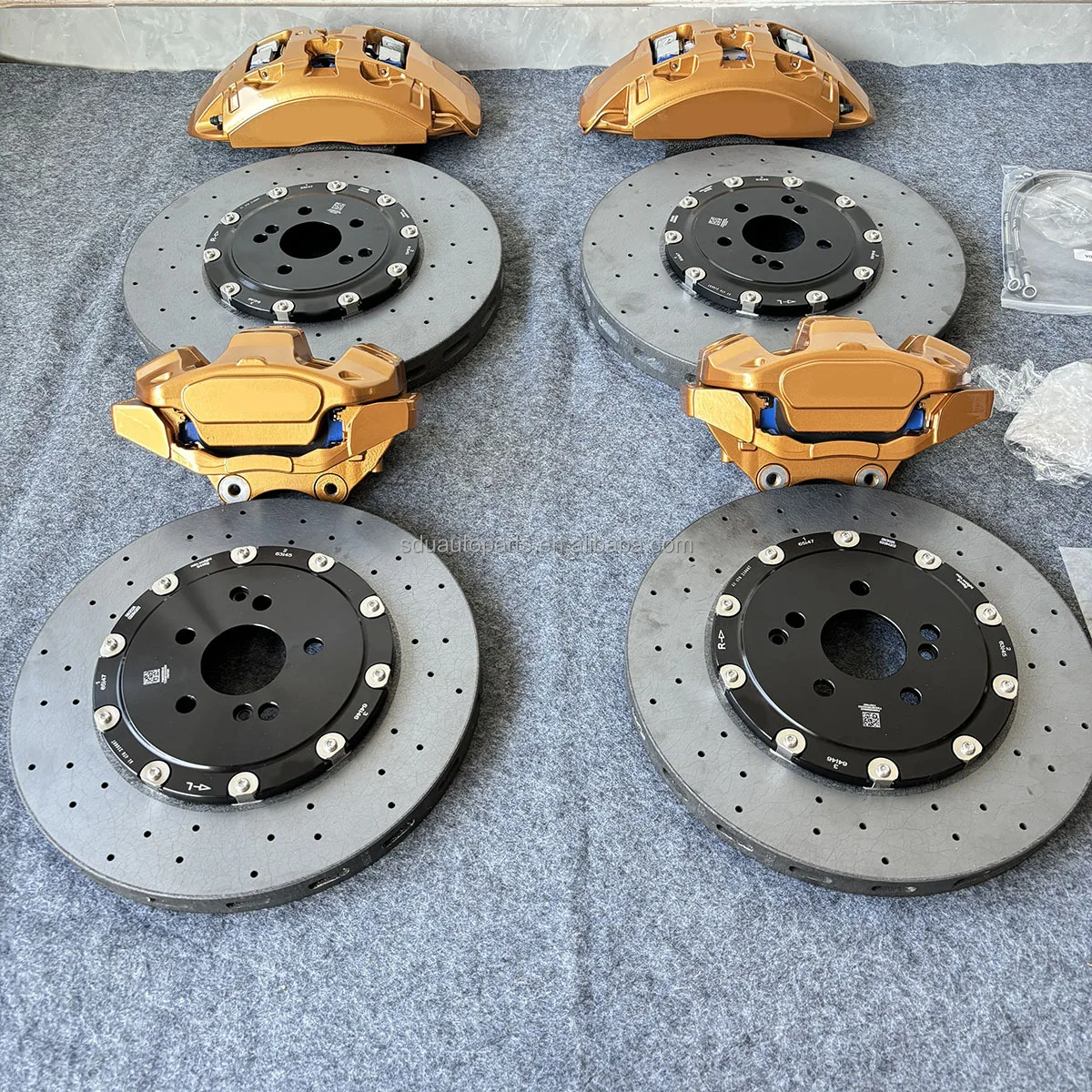 Ceramic Brake Disc Carbon Ceramic Brake Disc Front 420mm S63 6 Pot Brake Caliper Rear S65 1 Pot 360mm for Benz W140 W 220 W221