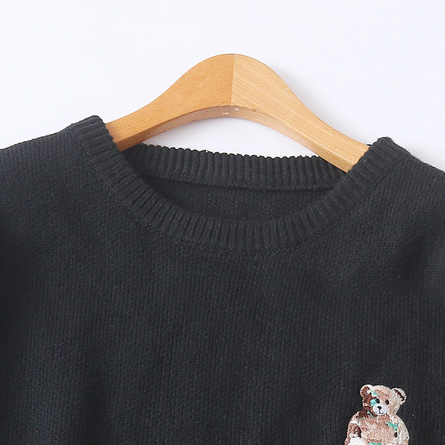 

Bla Embroidered Thiened Long Sve Sweater Autumn Winter New Sle Large Size Loose Lazy Sle Knitted irt for Men And...