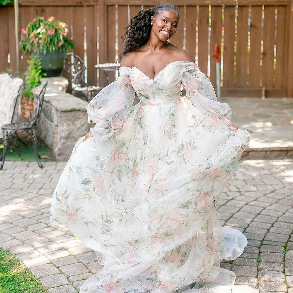 

Boho Floral Pattern Sweetheart Alternative Wedding Dress Long Bishop Sleeves Backless Bloom Flowers Plus Size Bridal Gowns