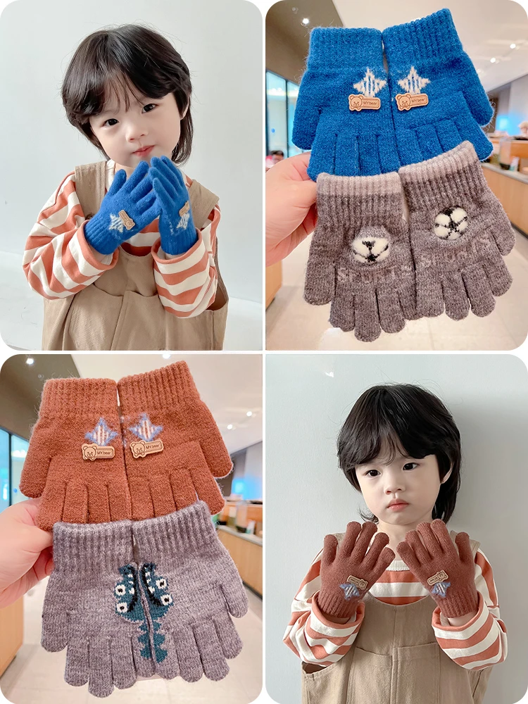 2023 New Children Winter Knitting Football Bear Plush Soft Five Finger Gloves Baby Boys Outdoor Warm Gloves Kids Colors Gloves