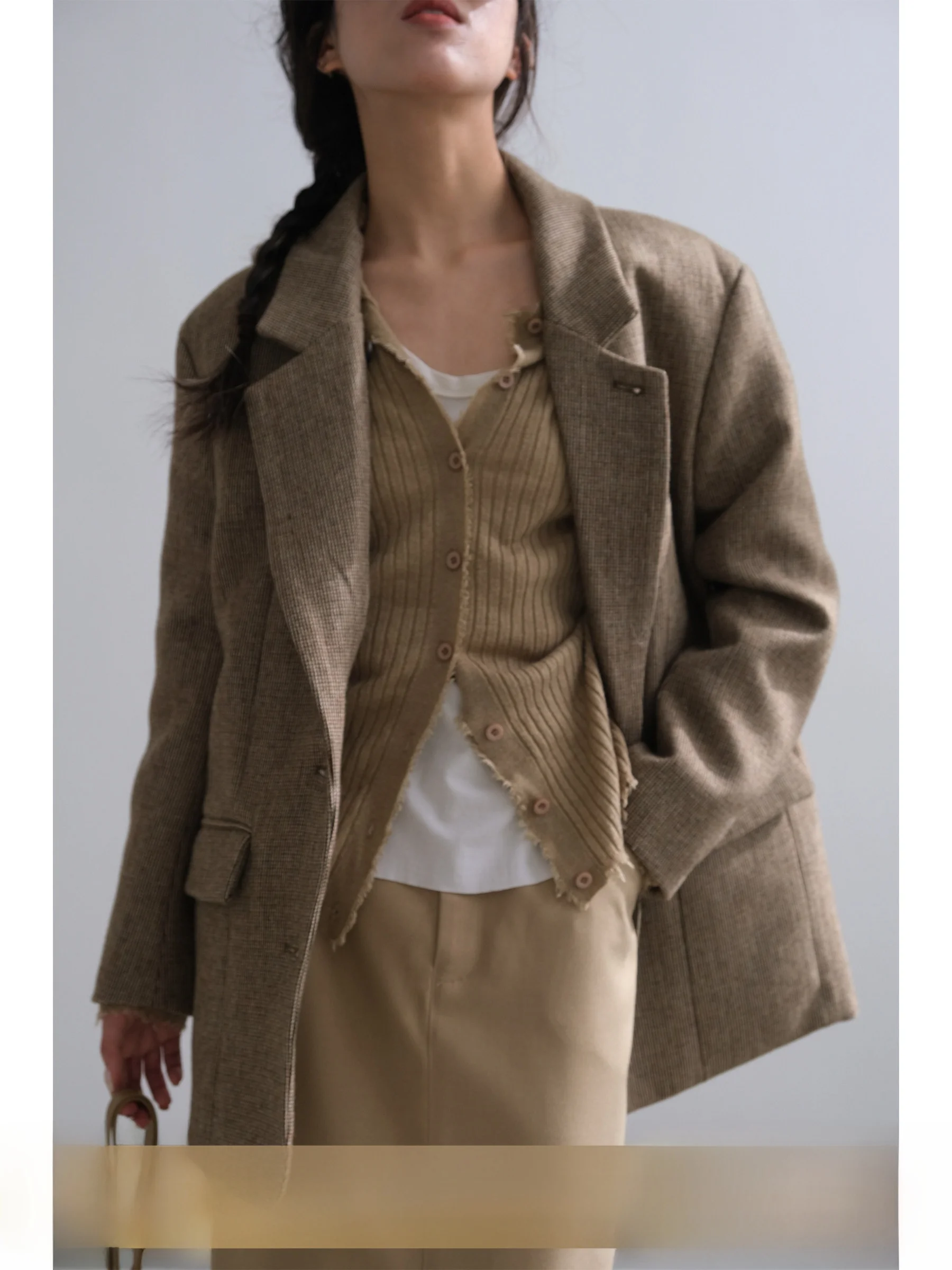 

VG Corridor British Retro Three-Color Check Woolen Loose Suit Jacket Women's Long Sleeve Commute Style Single Button Closure