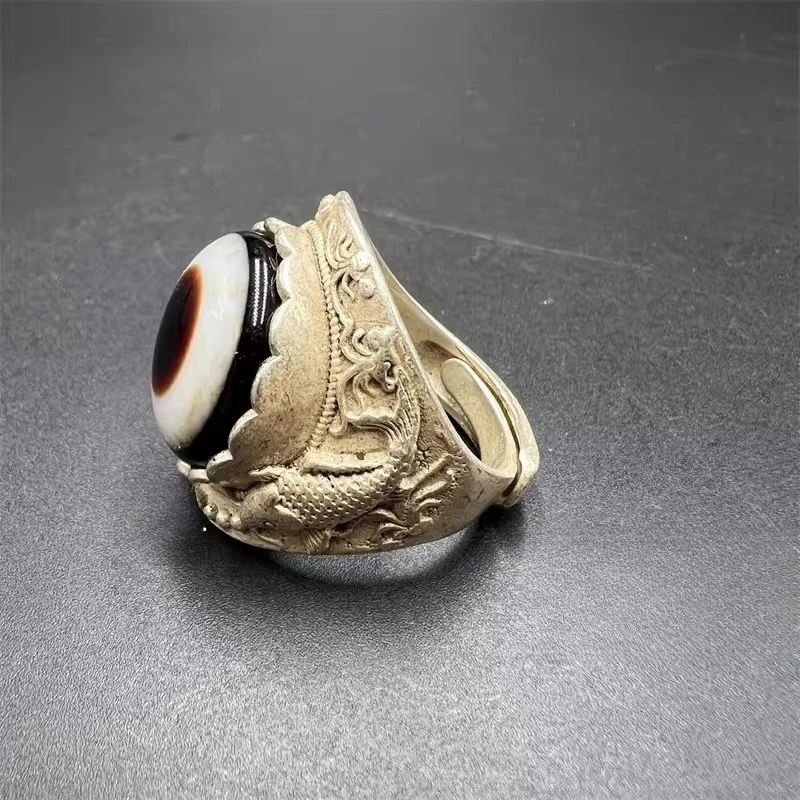

Ethnic Tibetan Silver Ring with Agate Handmade Fish Pattern Gemstone Inlay Copper Silver Plated Unisex Jewelry