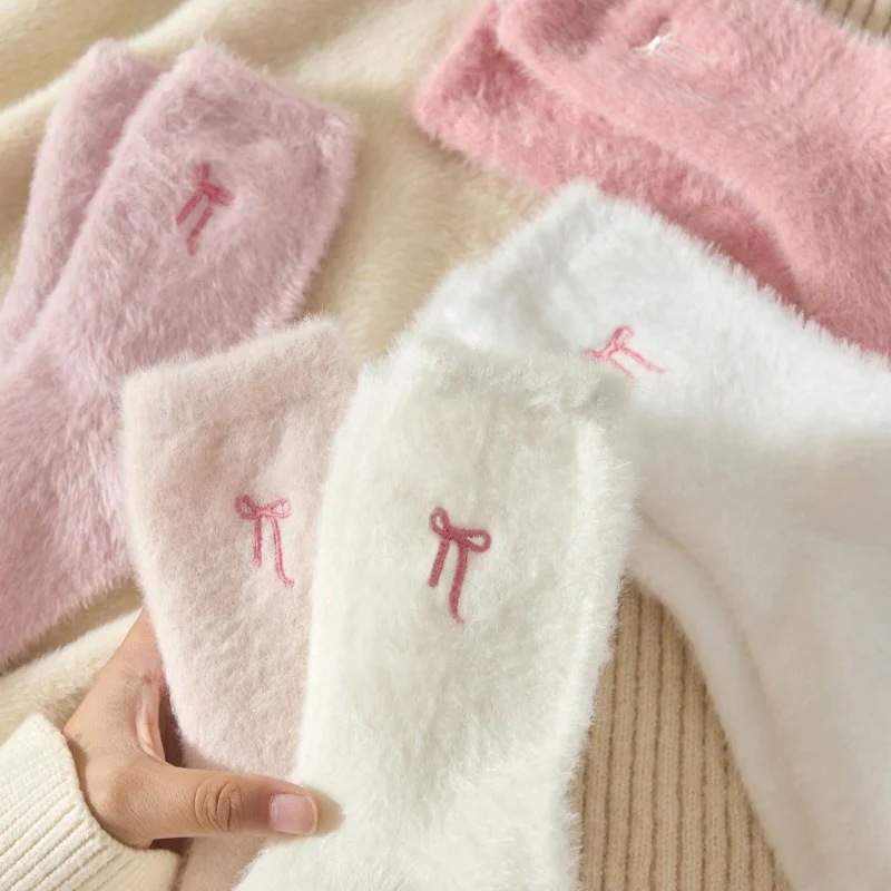 

Autumn Winter Fleece Bow-Tie Plush Socks Woman Cute Sweet Mid-Calf Socks Thickened Warm Home Sleep Short Socks for GirlsNon-slip