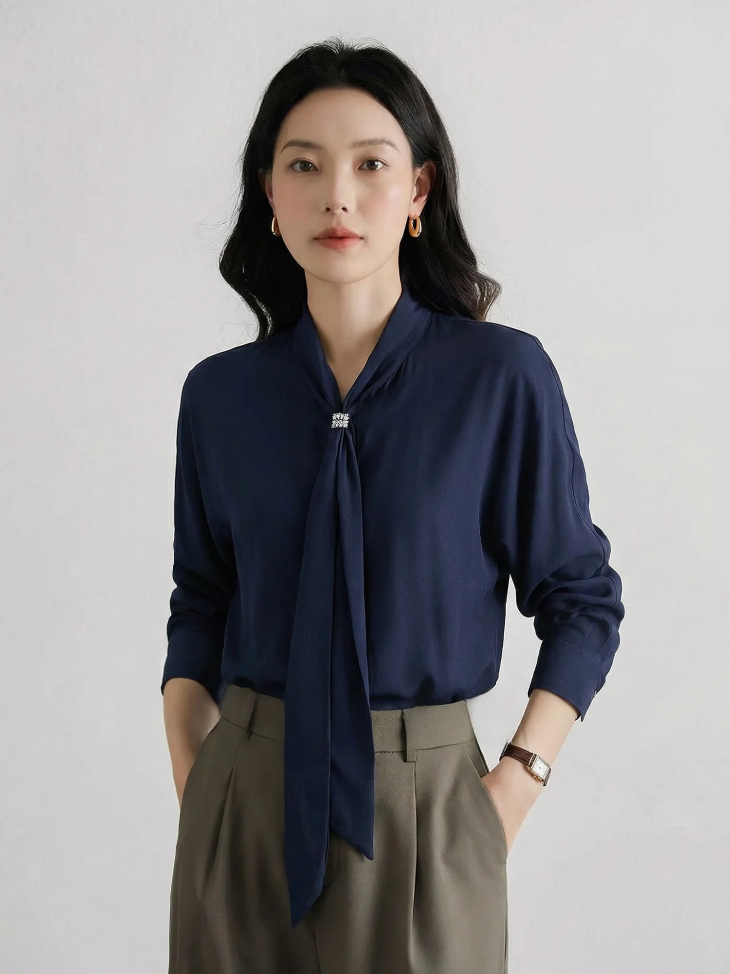 

Ele V-Ne Long Sve irt Women's Commute Sle Slimming High-End Cotton Wool Blend Breathable Spring Faion irt