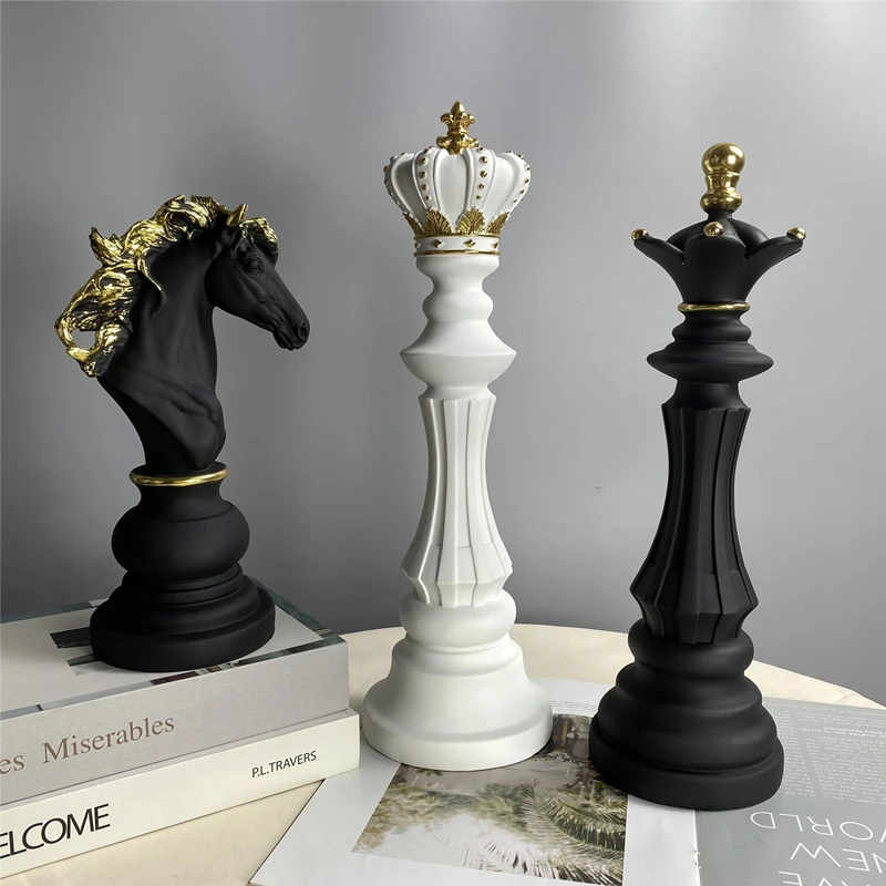 Vivead Resin Chessman Ornament International Chess Objects King Queen Knight artigianato Home Office Desktop Decor accessori