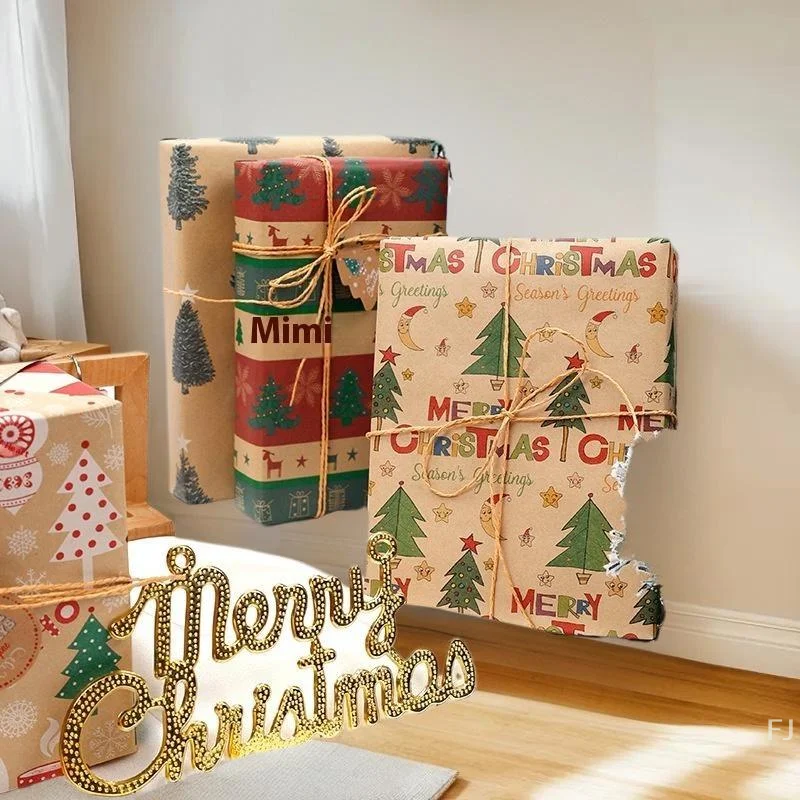 لفة ورق كرافت للعطلات بتصميم ندفة الثلج والشجرة، مثالية لتغليف الهدايا أثناء عيد الميلاد #1