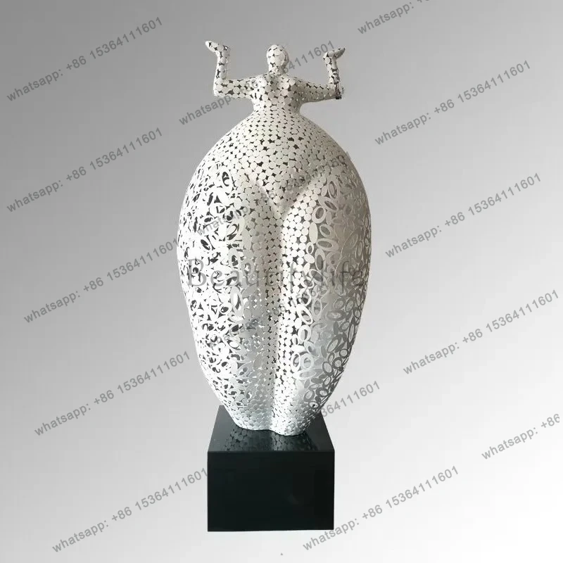 Metal abstract sculpture ornament hotel iron soft decoration light luxury modern floor figure art installation
