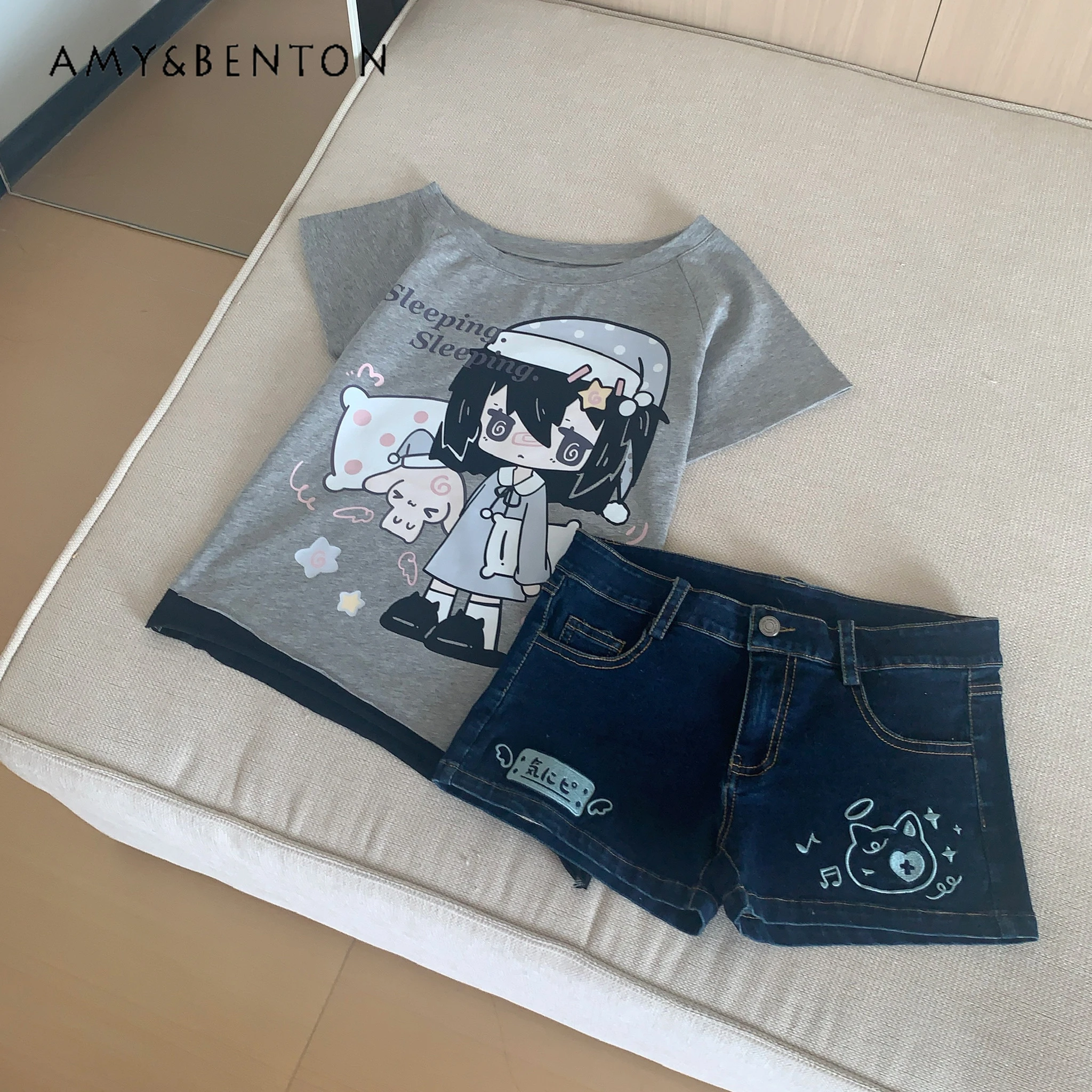Niedliche Cartoon-gestickte Stretch-Jeans mit hoher Taille für Damen, Sommer, neue süße Spice Girl-Slim-Jeans, vielseitige tägliche Freizeit-Shorts