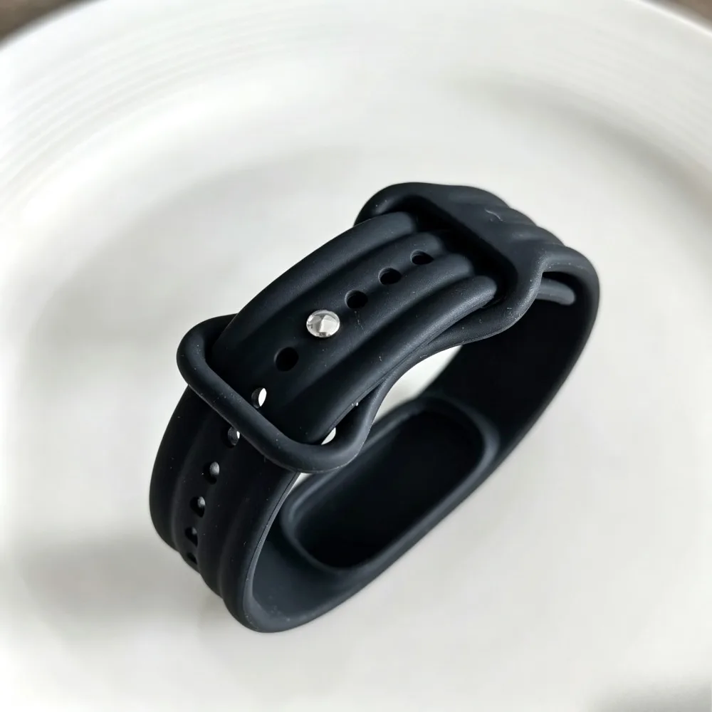 Fashion Figure-8 Buckle Silicone Replacement Band For Google Fitbit Air Soft Lightweight Breathable Sport Men Women