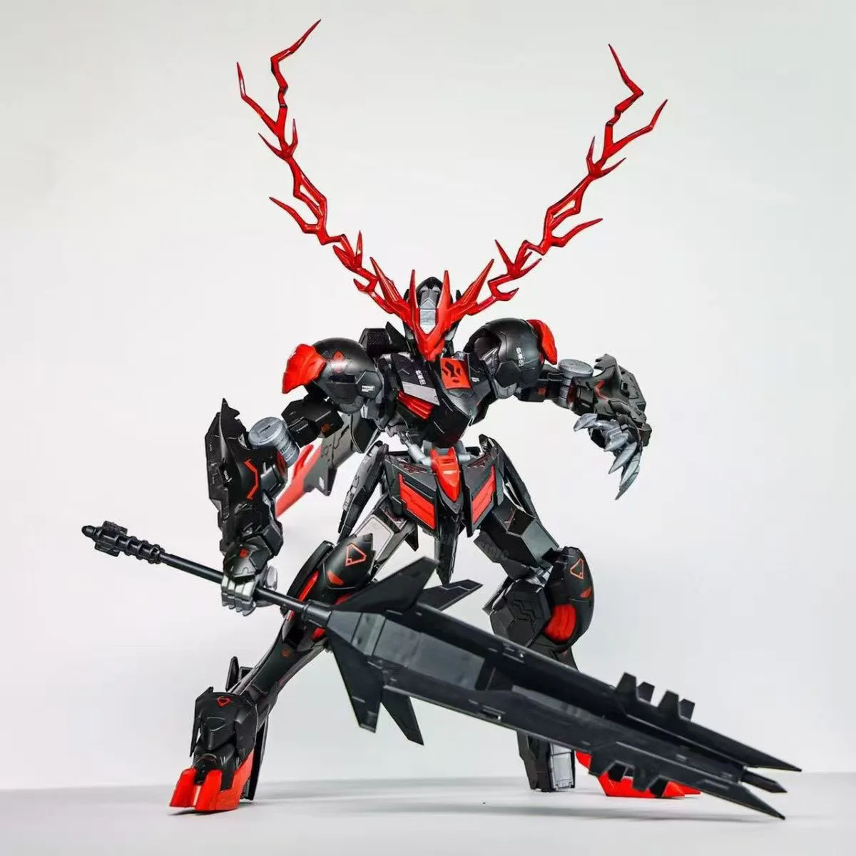In Voorraad Max Model TV 03 1/100 Asw G 08 Barbatos Lupus Rex Model Assemblage Kits Anime Action Figure Robot Plastic model Geschenken Speelgoed