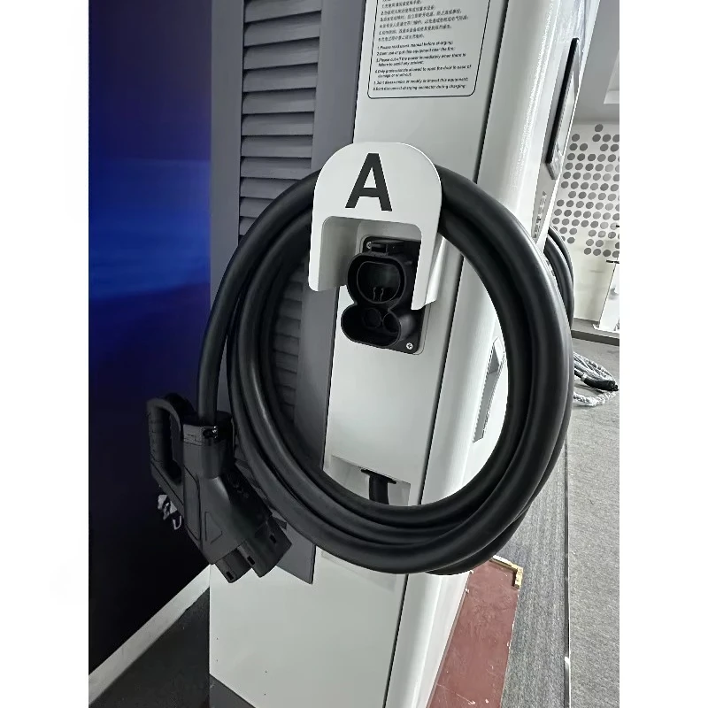 Huinengzhi New Electric Car Charging Station with CCS Fast DC Charging Port 120kw 1-Year Warranty