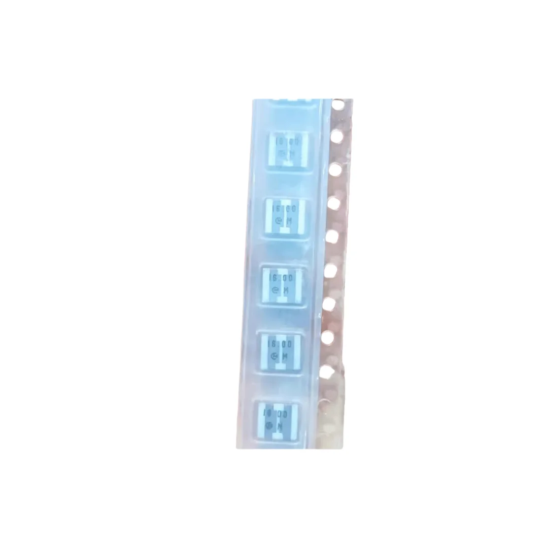 50PCS/patch ceramic crystal oscillator ceramic CSTCS16M 16.00MHZ 4.1*4.7 tripod 16M