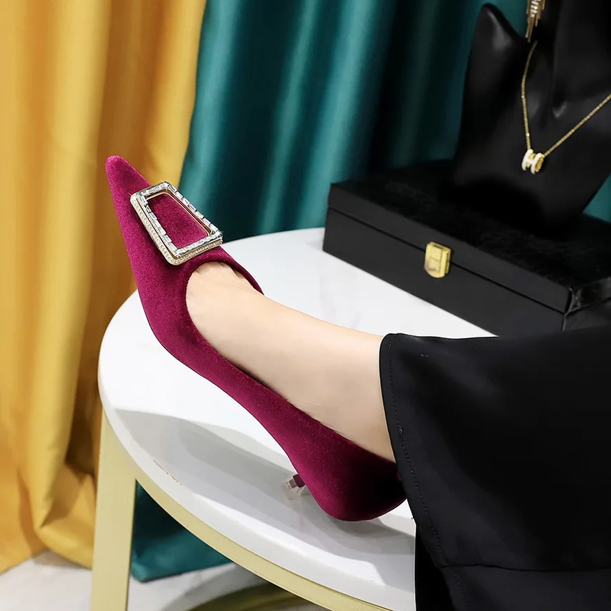 

European and American Fashion Thin Heel Medium Heel Shallow Mouth Pointed Metal Rhinestone Buckle Women's Shoes