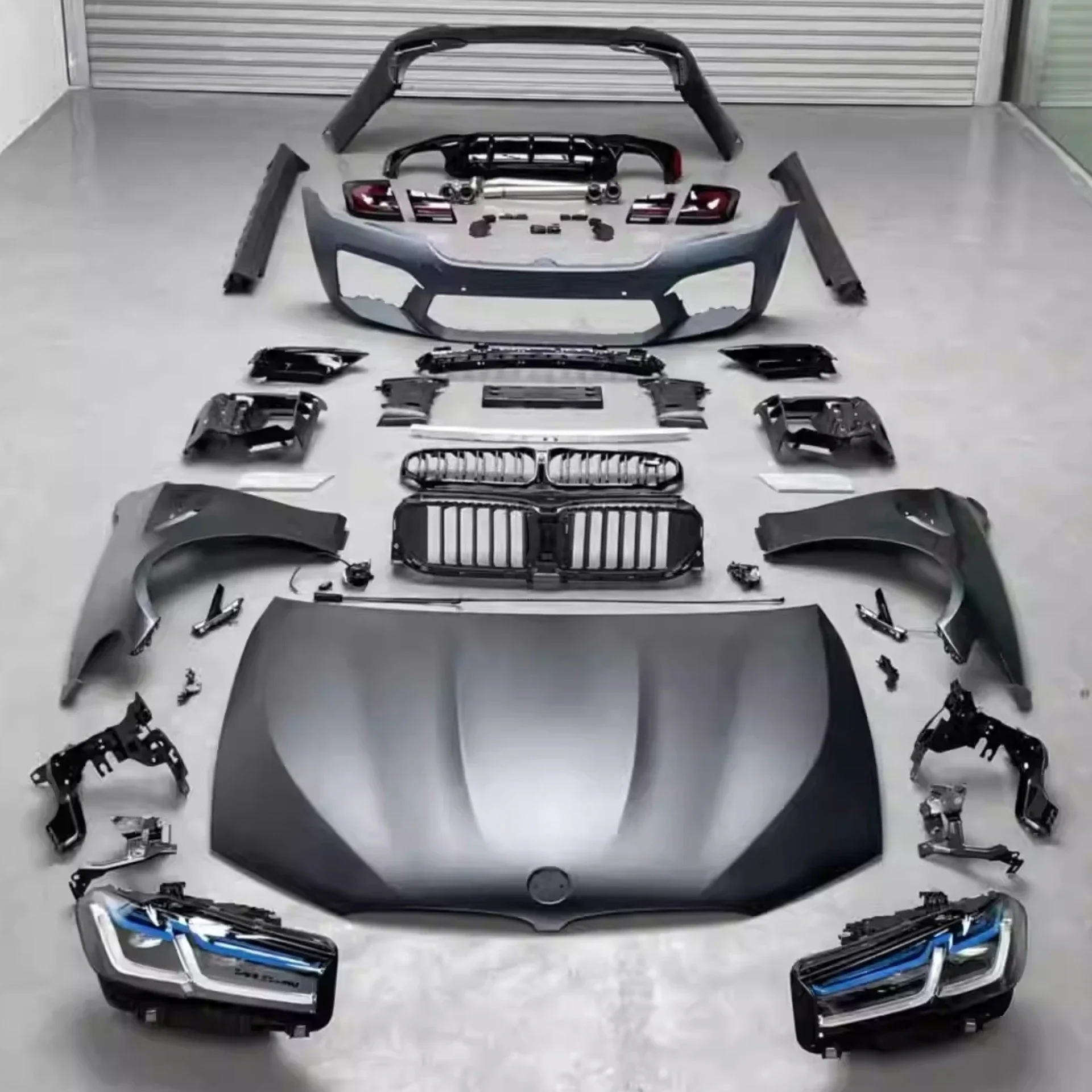 

Front Rear Bumper Headlight Taillight Engine Cover for BMW 5 Series F10 F18 11-17 Fender Grille Convert 22 Style M5 Kit