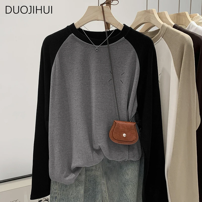 DUOJIHUI Oatmeal Basic Long Sleeve Loose Casual Female T-shirts Autumn O-neck Contrast Color Fashion Simple S-XL Women T-shirts