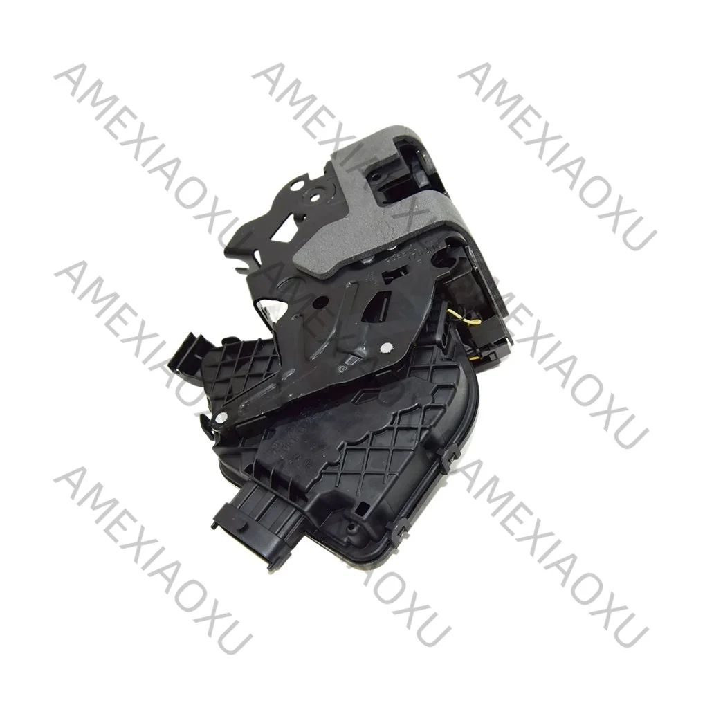 Suitable for Range Rover Jaguar XE Right Front Door Locker LR078707 T4A10215 High Quality Auto Parts K