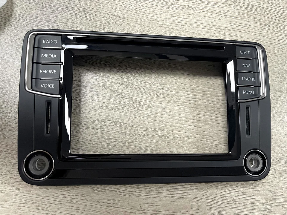 Sell the Frame for MIB STD2 PQ NAV 5CD 035 682 E 5K7 035 200 B for
