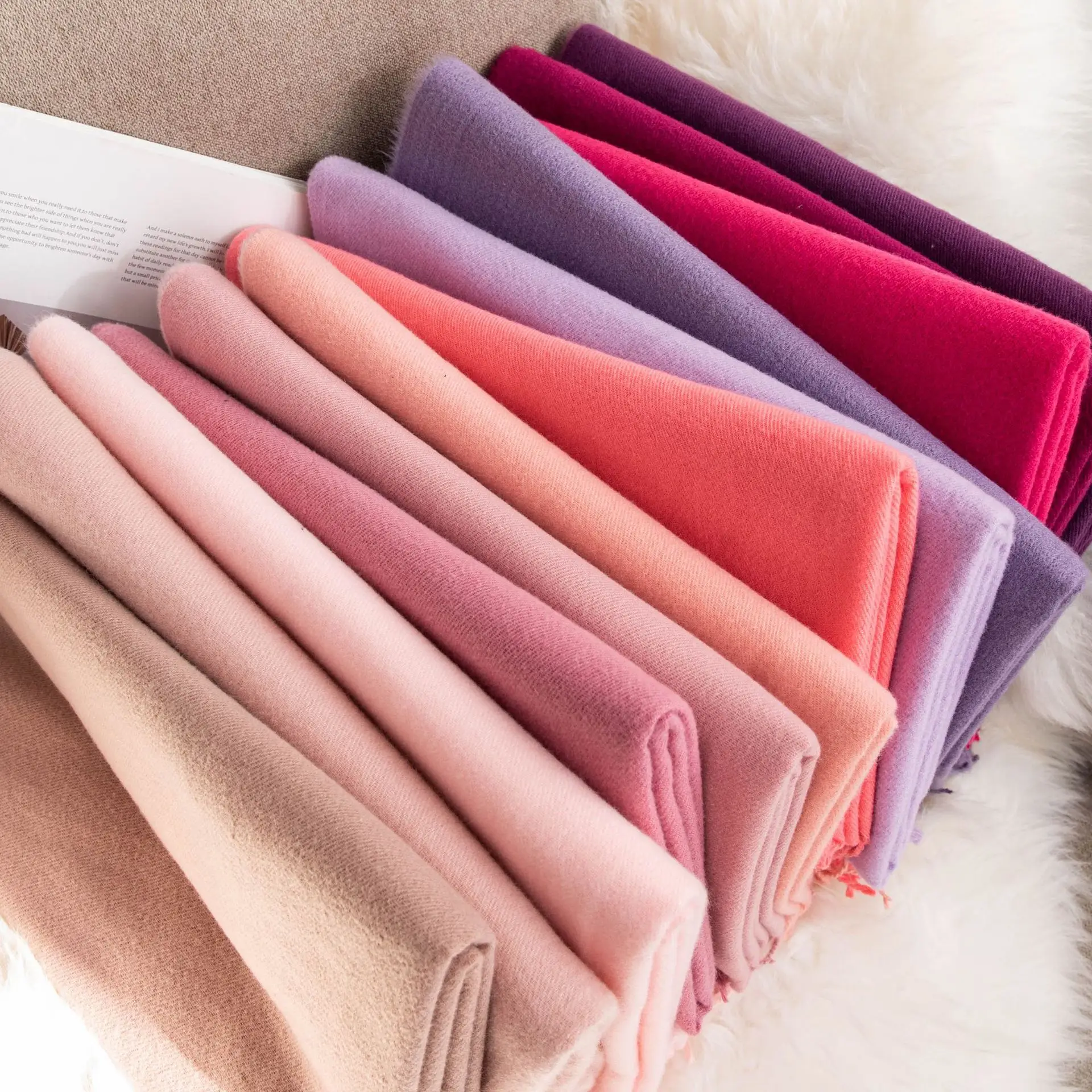 Celebrity Style Cashmere Feel Scarf Autumn and Winter Korean Imitation Cashmere Girls Senior Sense 2026 Shawl Warm Scarf