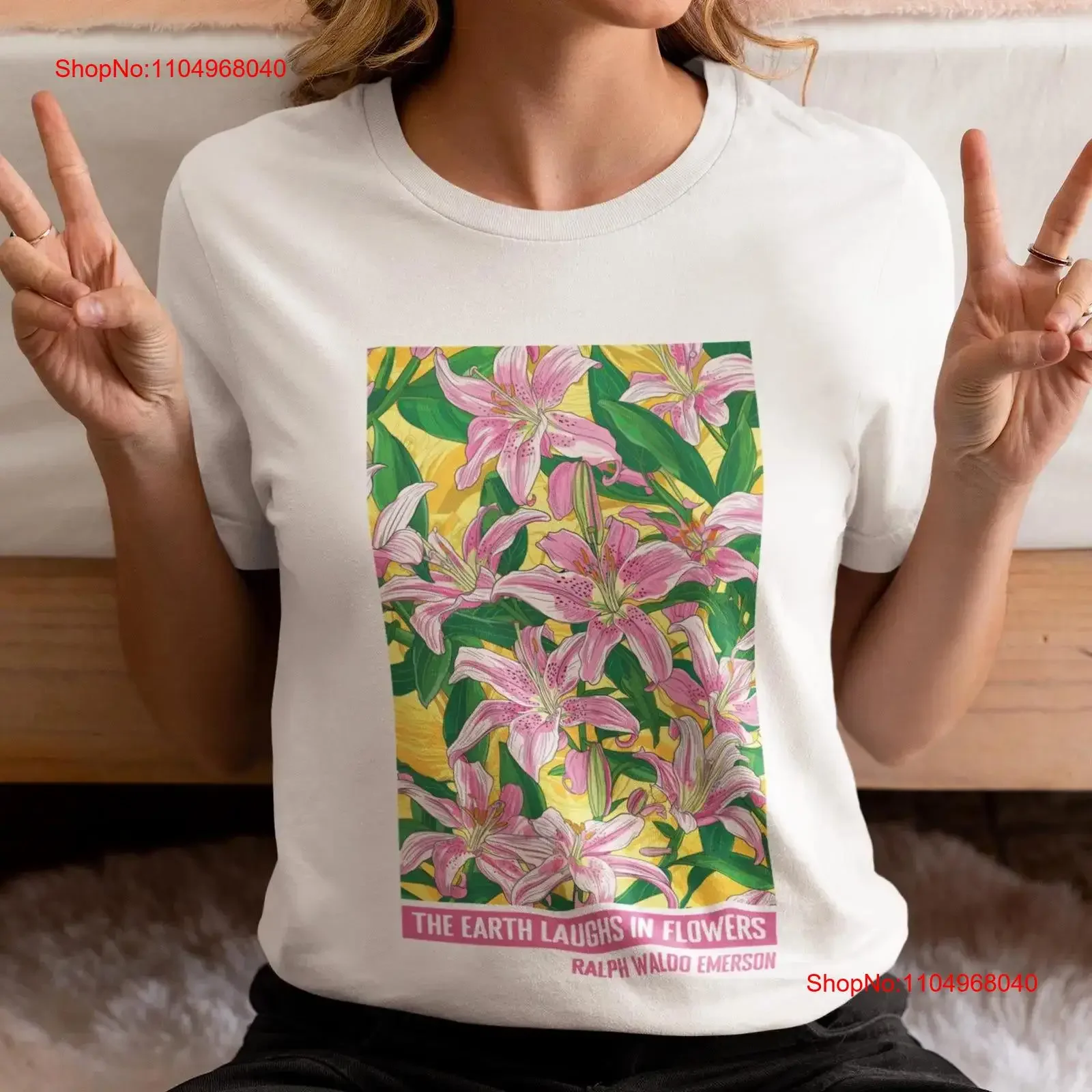 Футболка с цветочной цитатой Ральф Уолдо Эмерсон Ботаническая розовая лилия Дизайн Природа Любитель Художественный цветок Ретро винтаж Промытый растянутый