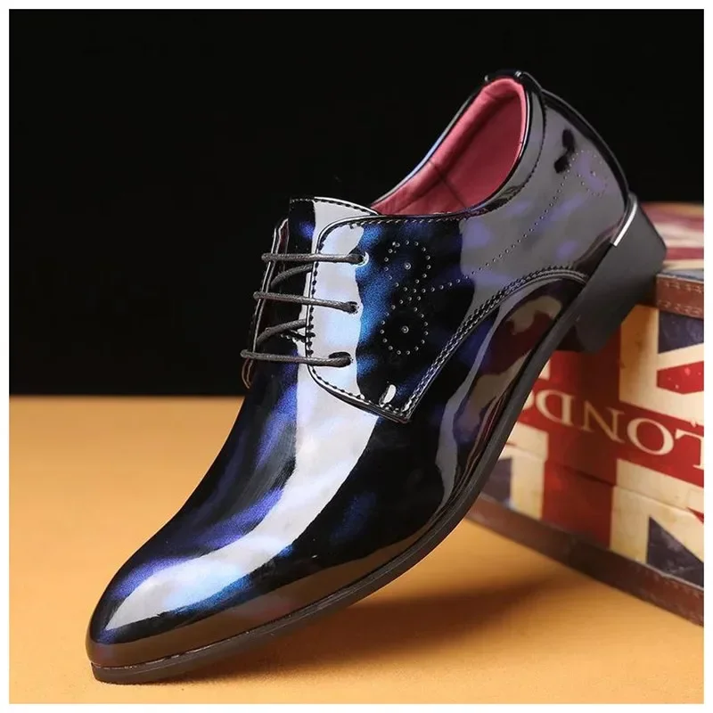 

Men's Classic Retro Brogue Derby Shoes Patent Leather Printed Mens Lace-Up Dress Business Office Shoes Men Party Wedding Flats