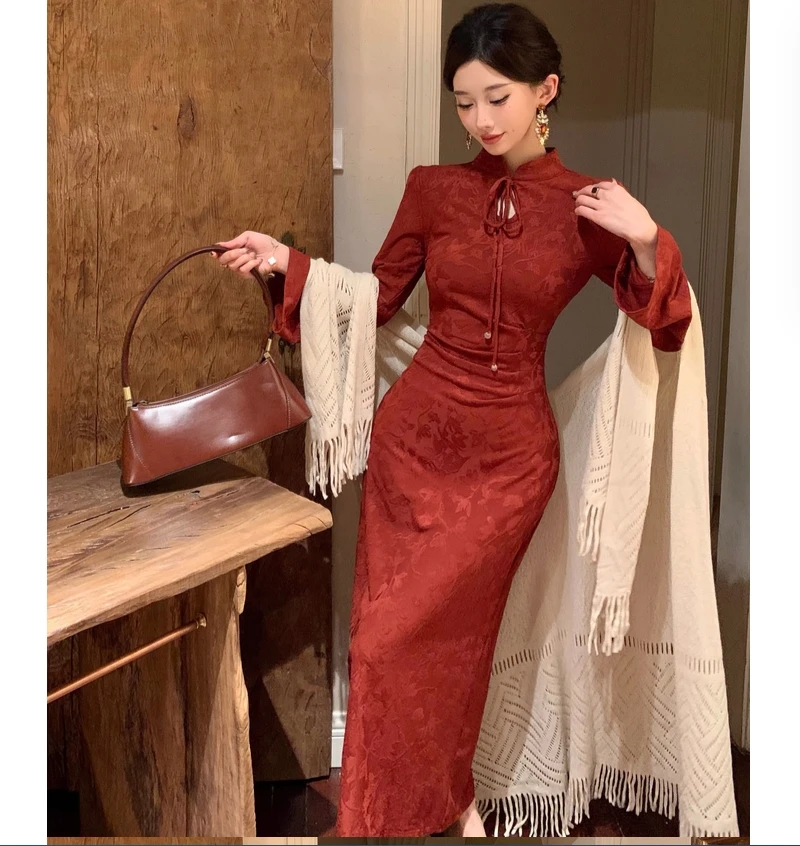 

Girls Retro Dark Flower Pattern Wine Red Improved Cheongsam Female Engagement New Year Daily Style Slimming Dress