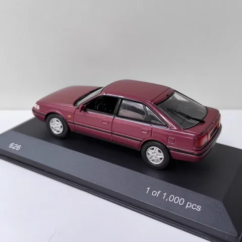 WHITEBOX 1:43 Skala 626 Legeringsbilmodell Vuxen Klassisk Samling Souvenirdisplay Present Pojke Leksak 12 best sales Mazda 626 modellleksak - №2