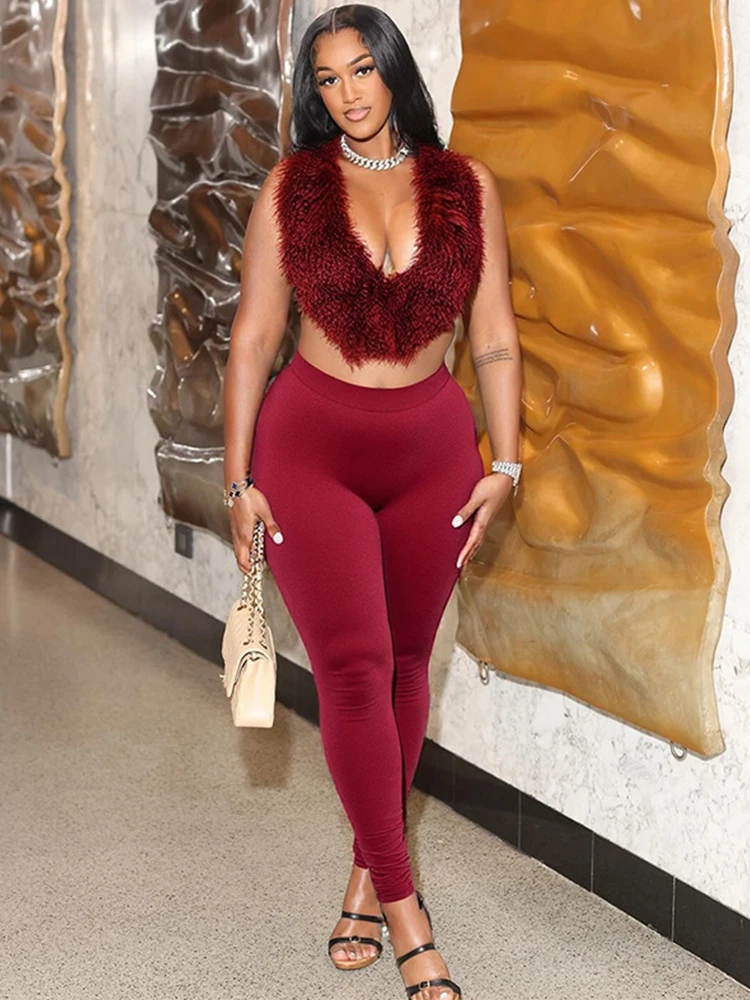 

Сексуальный укороченный топ с глубоким v-образным вырезом и меховыми укороченными топами и леггинсами, комплект из двух предметов, лето 2025, винтажный стиль, модный спортивный костюм для вечеринок, наряды