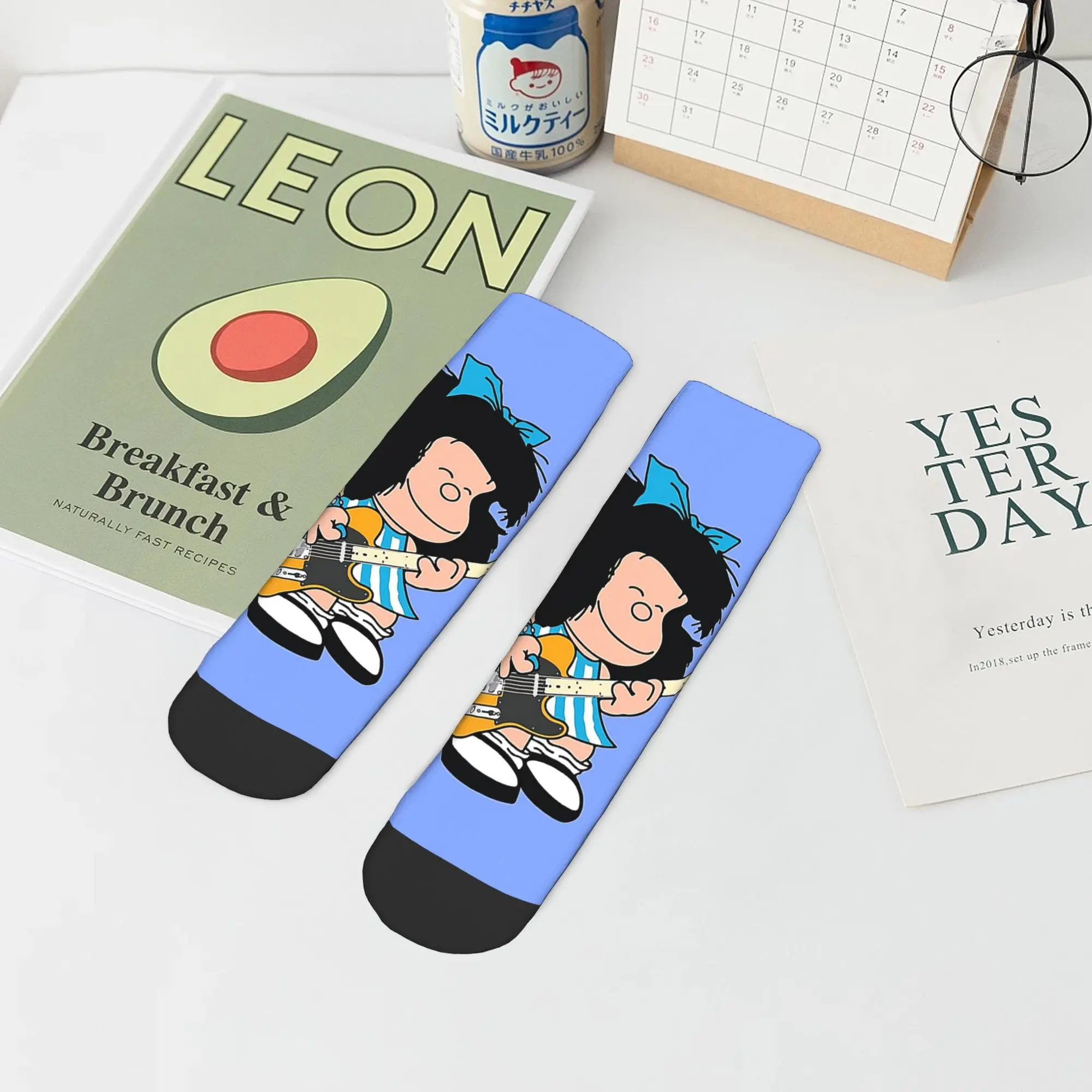 Todas as estações mafalda anime xadrez meias harajuku meias de tripulação de alta qualidade meias engraçadas para presentes das mulheres dos homens