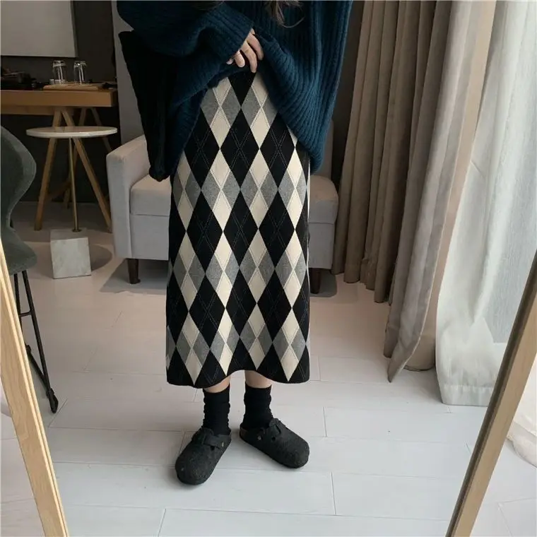 Knit Women Midi Skirt High Waist Soft Warm Diamond Straight Pencil Skirt Retro Warm Autumn Winter Casual Elegant Plaid Skirt