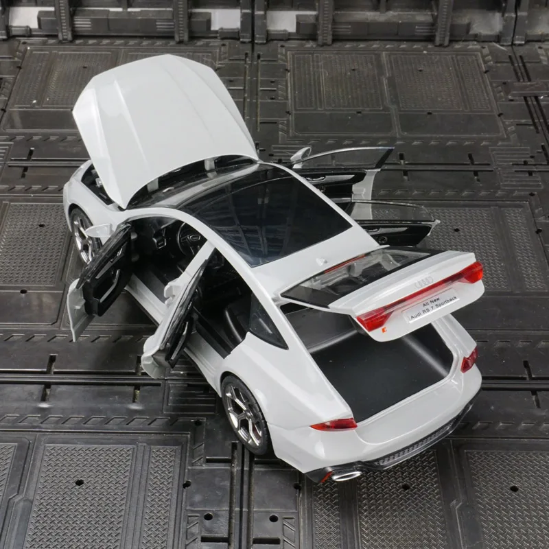 1:24 Audi RS7 liga cupê modelo de carro ornamentos portas de brinquedo acústico-óptico e capô tronco pode abrir a força de absorção de choque.