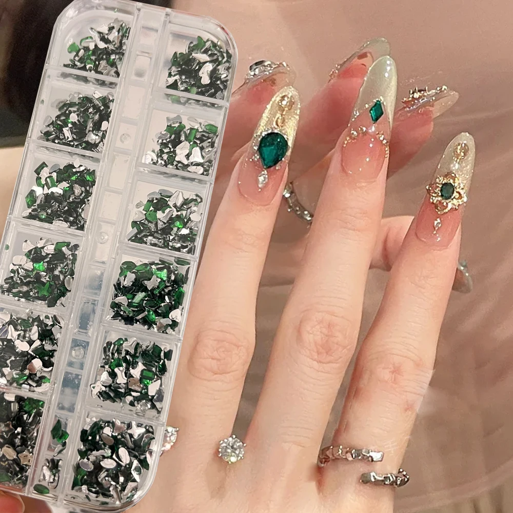 12 Grids Gemengde 3D Mini Nail Strass Art Charms Pentagram Hart Vlinder Diamant Nagel Edelstenen Sieraden Onderdelen DIY Manicure Decor