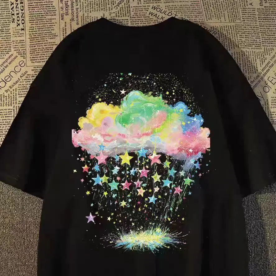 

Американская футболка с короткими рукавами в стиле ретро для мужчин и женщин, летняя мода, свободный топ с круглым вырезом и принтом облаков и звезд