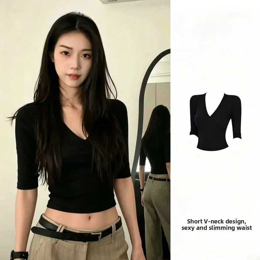 Slim Fit Short Sleeve V-Neck T-Shirt Women's Summer Fashionable Pure Desire Tight Body Shaping Five-Quarter Sleeve Short Top