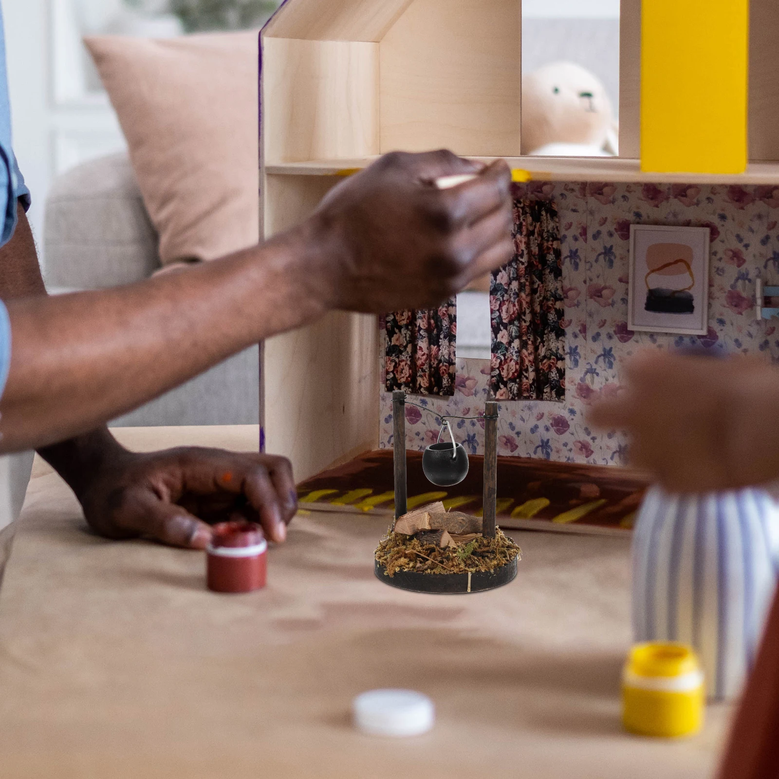 

Realistic Mini Garden Hanging Stove Wooden Miniature for Crafts Decorative Home Office Desk Indoor Outdoor Landscaping