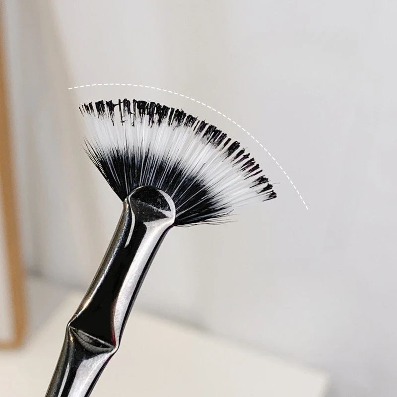 1 pçs ventilador dobrável rímel escova arte pintura escova longo punho de madeira inferior cílios escovas cabeça plana cerdas macias ferramentas de maquiagem