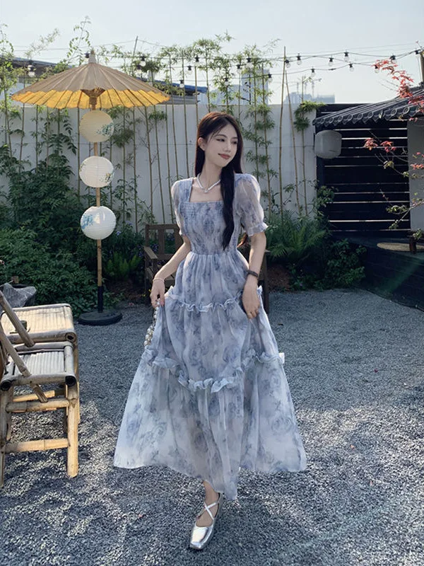 Milk blue square neckline floral dress for women's summer new super fairy forest style waist slimming wooden ear long skirt GGZQ