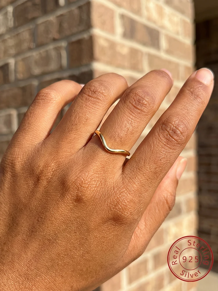 

925 Sterling Silver Minimalism Shiny V Shape Fashion Ring For Women Engagement Fashion Simple High Quality Fine Jewelry Gifts