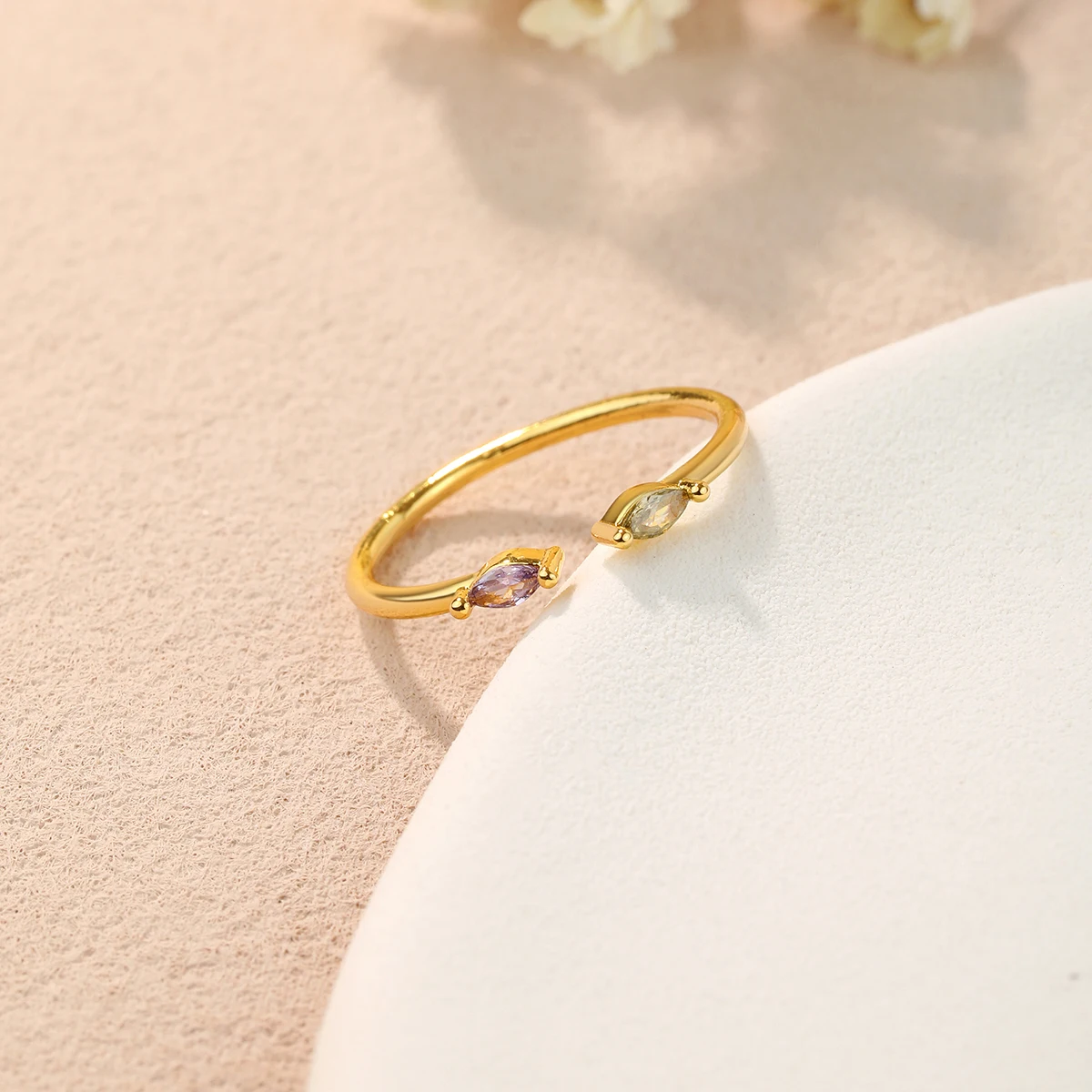 خاتم نسائي من حجر الزركون اللامع من كينيتيال قابل للتعديل للنساء لون ذهبي خاتم مجوهرات كريستالي أنيق للنساء #4