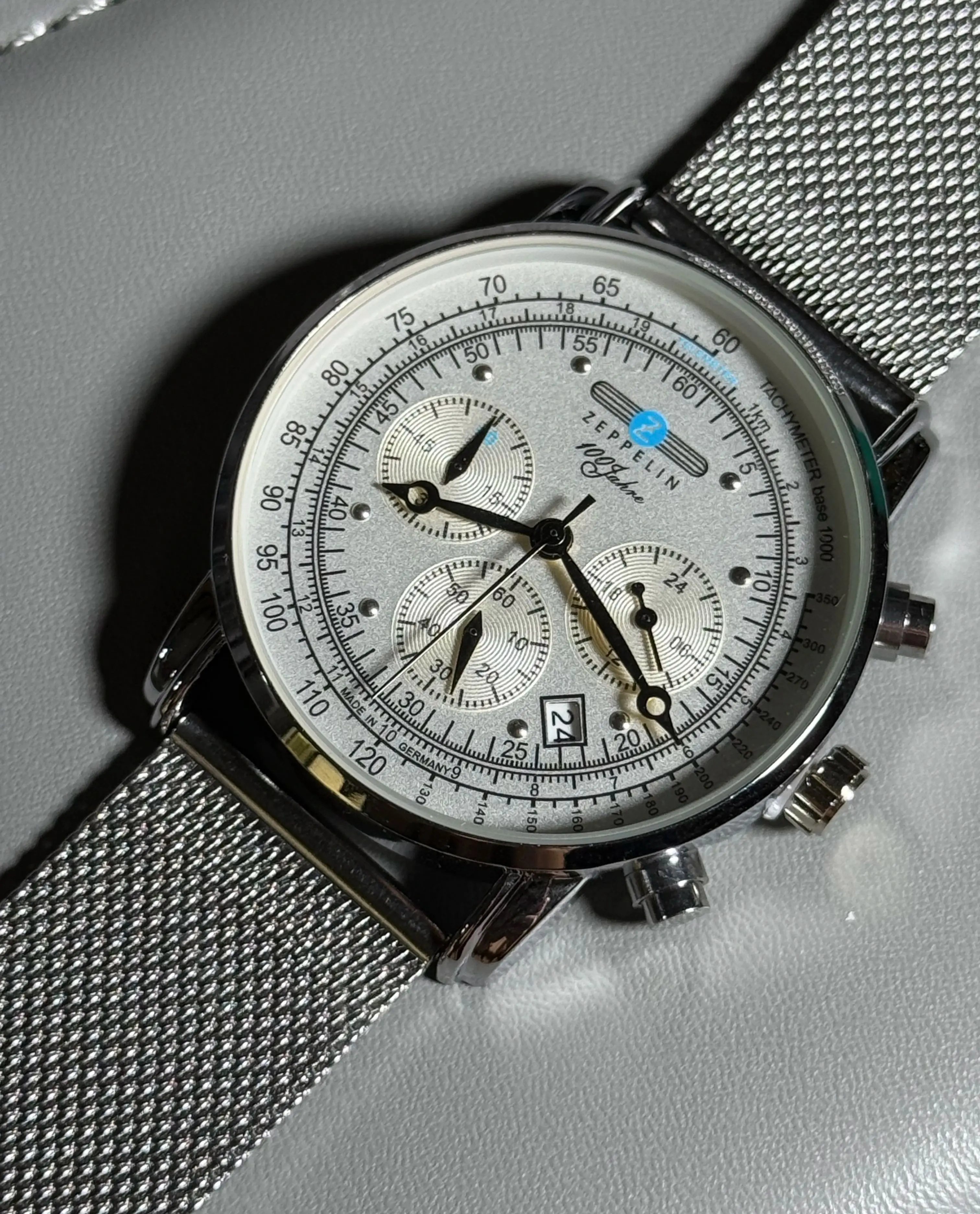 2025 New Zeppelin dirigeable Version commémorative montre pour hommes rétro affaires loisirs montre pour hommes montre de mode