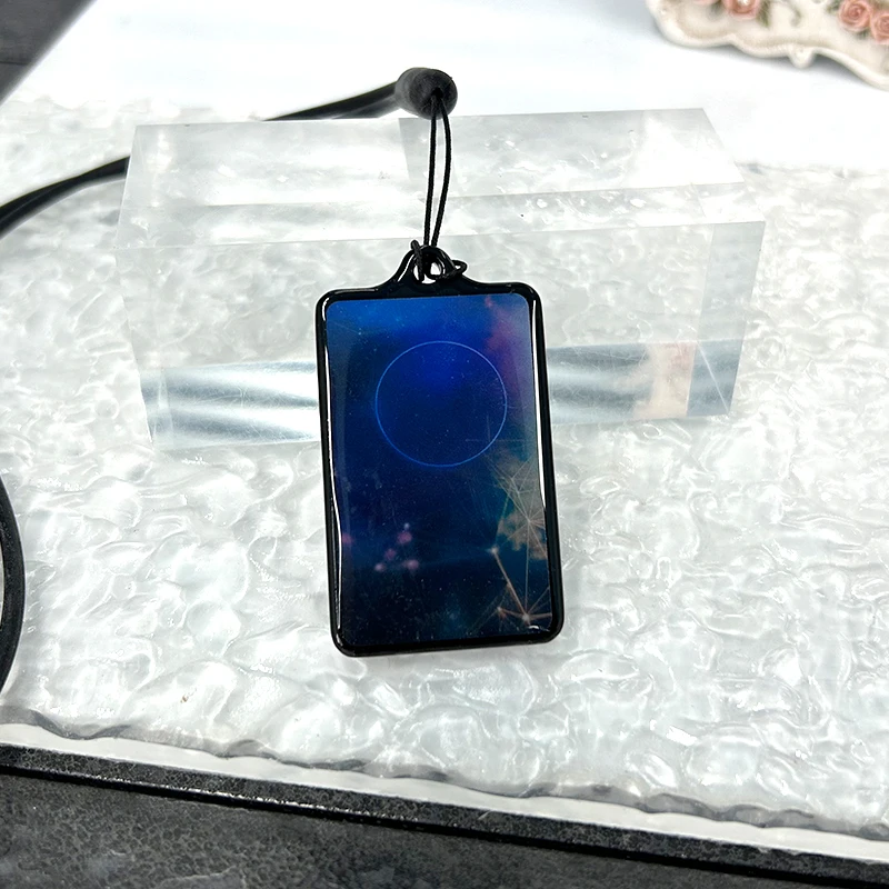 New version V11EMF Protection with ion chain Nume card