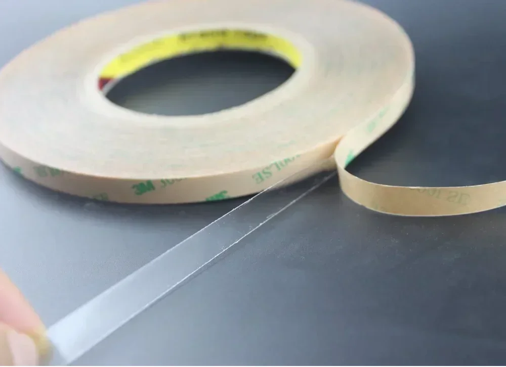 3M 9495LE Adhesive Transfer Tape - 12 In. X 180 Ft. Double Coated Polyester Roll With 300LSE Laminating Adhesive. Sealants