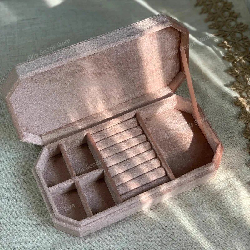 Velvet Rings Jewelry Box Luxury Necklace Storage Box Retro Earrings Bracelet Display Case Jewellery Showcase Container for Gift