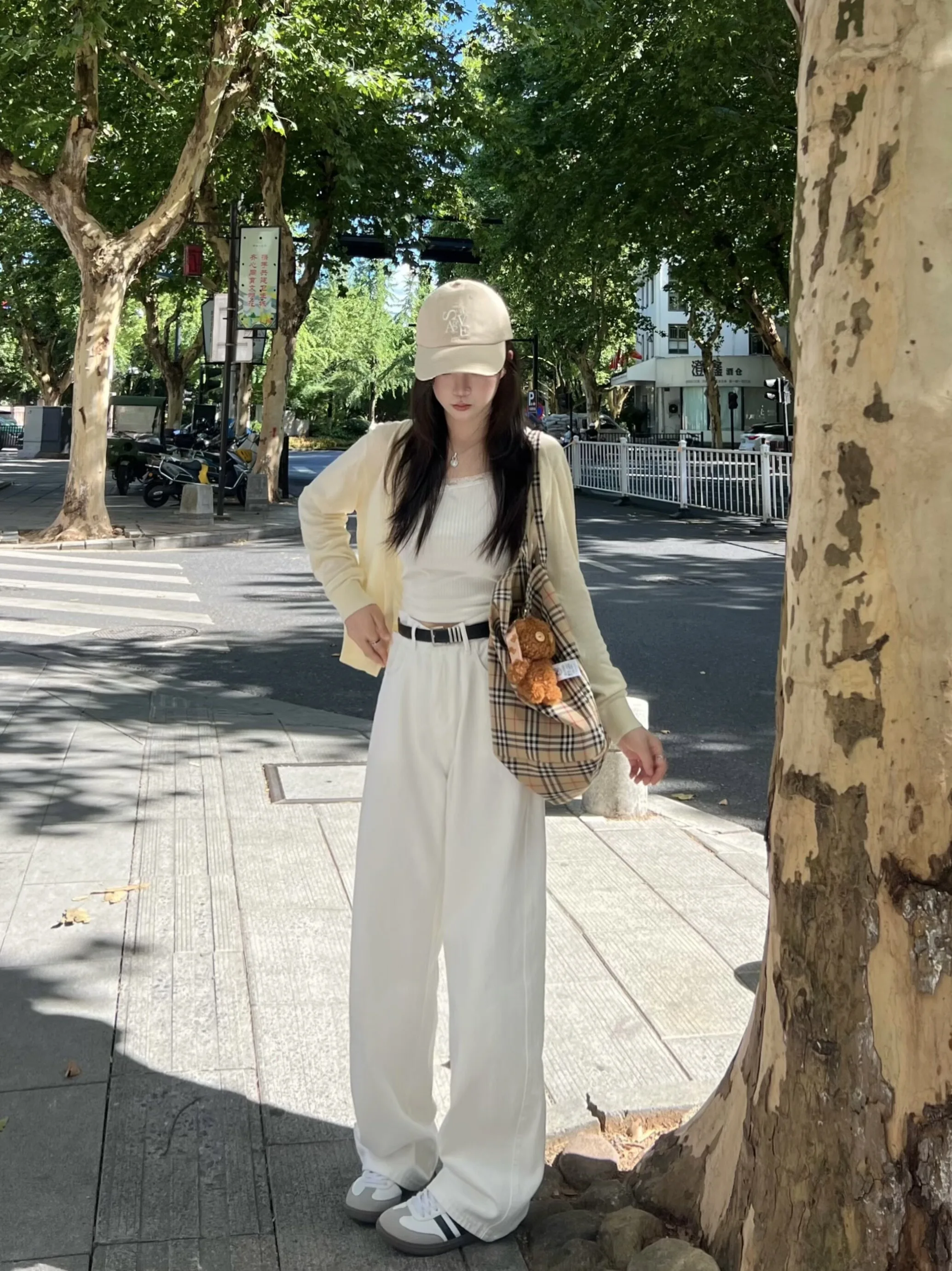 

Прямые белые широкие джинсы с высокой талией, женские весенне-осенние длинные брюки, утягивающие универсальные джинсовые узкие брюки длиной до пола